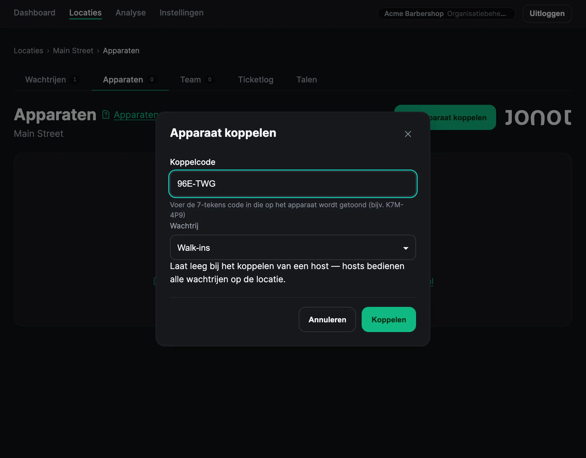 Dialoogvenster voor apparaatkoppeling in het Jonot admin-dashboard met de koppelcode ingevuld en een wachtrij geselecteerd